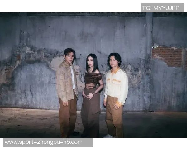 岳父大人因女儿颜值走红利物浦旧将祝福贴引发近400万点击热潮 岳父大人因女儿颜值走红利物浦旧将祝福贴引发近400万点击热潮