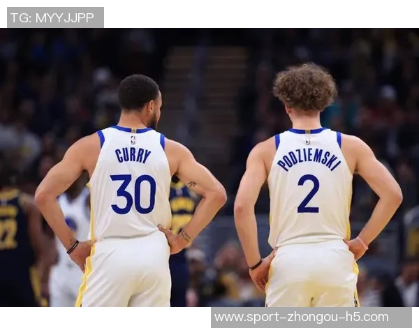 克拉克斯顿受到步行者和勇士等多支球队的密切关注与追逐 克拉克斯顿受到步行者和勇士等多支球队的密切关注与追逐